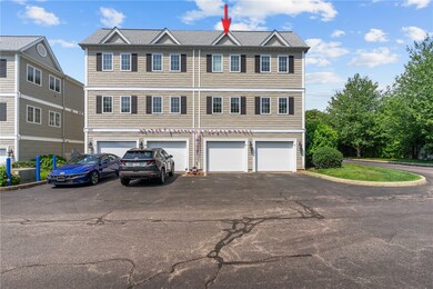 683 Metacom Ave unit 81, Bristol, RI 02809 - photo 2