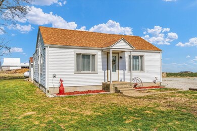 610 E County Road 1300 N, Tuscola, IL 61953 - photo 6