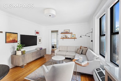 The Chelsea Arms unit 5I, New York, NY 10011 - photo 2