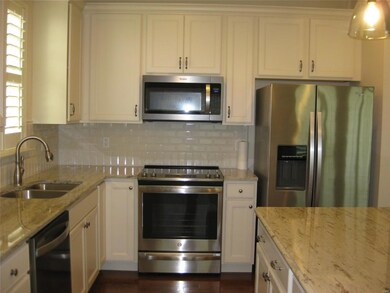 42 inch cabinets and stainless appliances