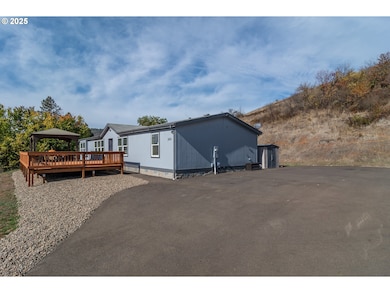 2454 Landers Ave, Roseburg, OR 97471 - photo 4