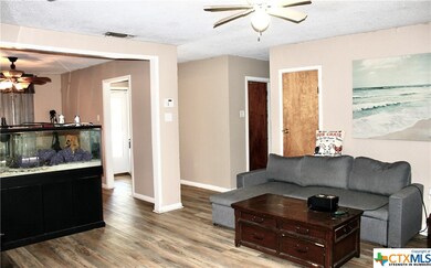 1010 S 29th St, Copperas Cove, TX 76522 - photo 2