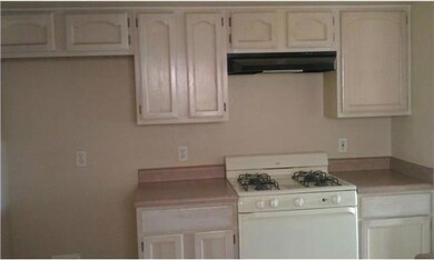 1600 Hartsdale Dr unit C, Horizon City, TX 79928 - photo 4