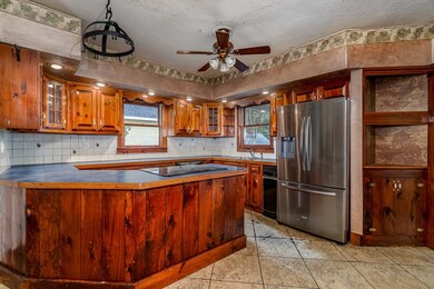 114 Pleasant St, Orange, MA 01364 - photo 7