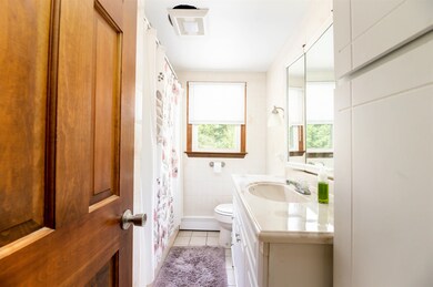 17 Tamworth Ln, MerriMacK, NH 03054 - photo 6