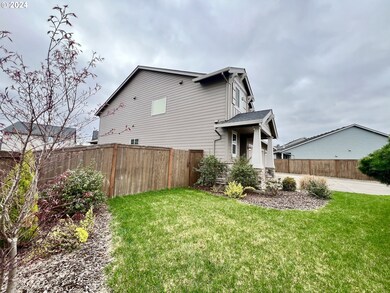 1726 S Evergreen St, Canby, OR 97013 - photo 4