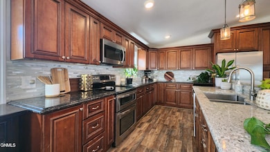 4251 Claridge Loop, Bismarck, ND 58503 - photo 6