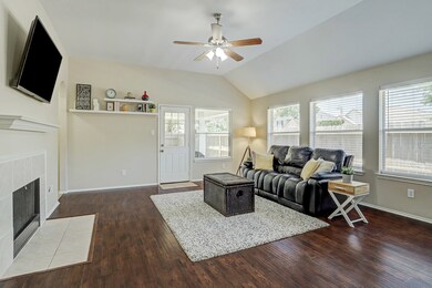 7115 Verde Meadow Ct, Houston, TX 77041 - photo 6