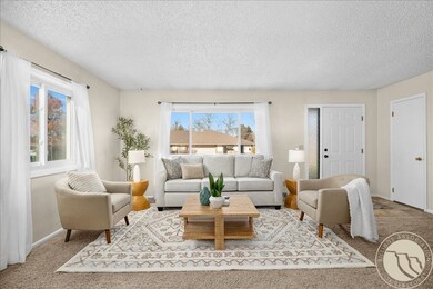 446 N Lakeview Dr, Billings, MT 59105 - photo 4