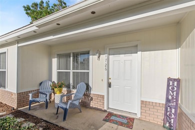 1726 Tropical Ct, Tavares, FL 32778 - photo 3