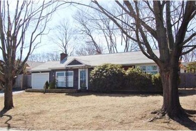 8 Mckenney Cir, Andover, MA 01810 - photo 2