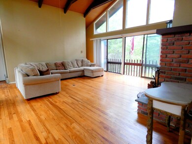 806 Remuda Ct, Hawley, PA 18428 - photo 3