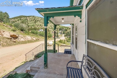 entry porch lking north