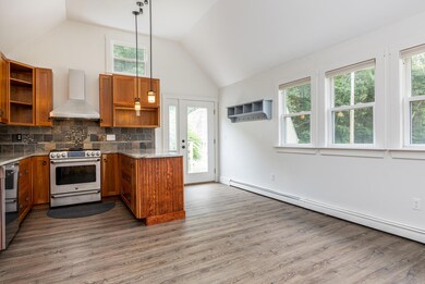 1 Thebeau Ln Freeport ME 04032-large-005
