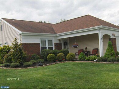 247 Huntington Dr, Southampton, NJ 08088 - photo 2