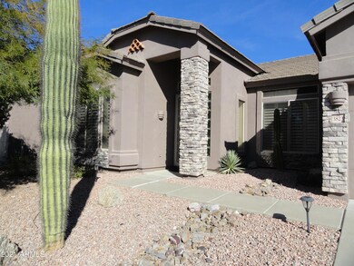 STONE TRIM AT FRONT