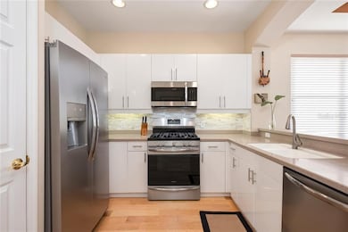 New Kitchen and Appliances.