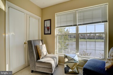 25240 Lake Shore Square unit 204, Chantilly, VA 20152 - photo 5