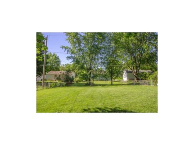 Nice Fenced Yard!