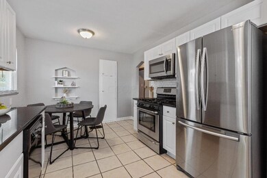 176 E Jeffrey Place, Columbus, OH 43214 - photo 7