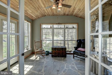 35084 Sunny Ridge Rd, Round Hill, VA 20141 - photo 4