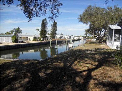 104 N Saint George Cir, Apollo Beach, FL 33572 - photo 5