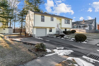 17 Deirdra Ct, Warwick, RI 02889 - photo 2