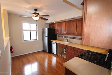 Kitchen (1)
