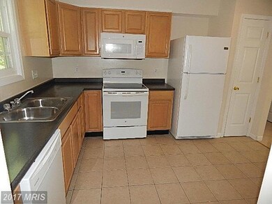 12807 Peace Dr, Fort Washington, MD 20744 - photo 5