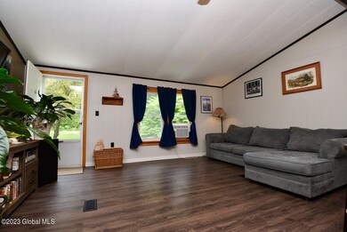 504 Middle Grove Rd, Middle Grove, NY 12850 - photo 7