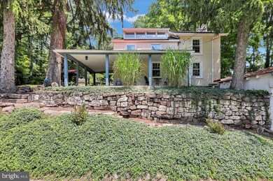 903 Cherry Hill Ln, Pottstown, PA 19465 - photo 2