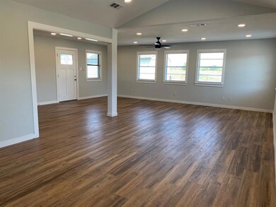 9318 County Road 1307, Malakoff, TX 75148 - photo 4