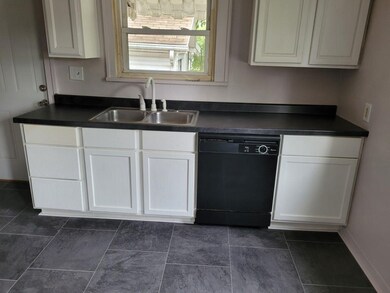 1036 N Gladstone Ave, Indianapolis, IN 46201 - photo 7