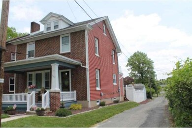 330 E Elm St, Reading, PA 19607 - photo 3