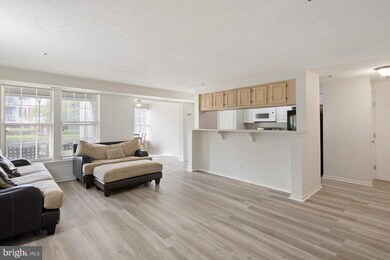 64 Eldon Way unit 64, Marlton, NJ 08053 - photo 5