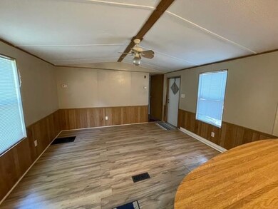 727 Wakulla Arran Rd, Crawfordville, FL 32327 - photo 6