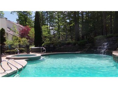 Swimming Pool/Hot Tub/Sauna