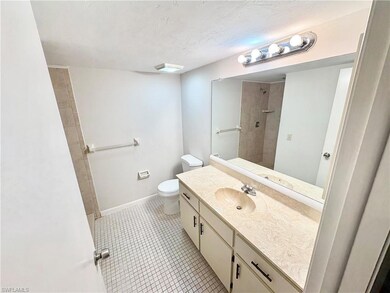 28100 Pine Haven Way unit 6, Bonita Springs, FL 34135 - photo 4