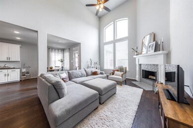 27938 Castle Park Ln, Fulshear, TX 77441 - photo 2