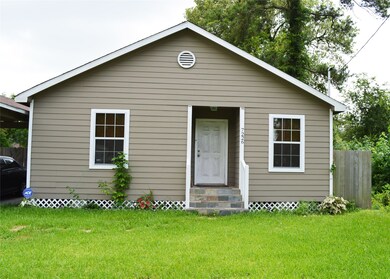 7226 W Knoll St, Houston, TX 77028 - photo 2