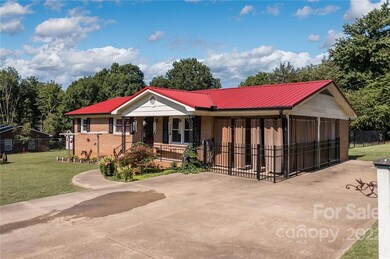 158 Oak Grove Rd, Statesville, NC 28677 - photo 7