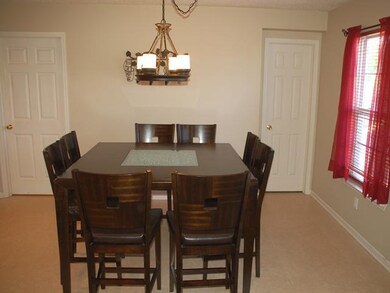 Dining Room. Dining Room with plenty of room
