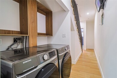 4846 W 17th St unit 1/2, Los Angeles, CA 90019 - photo 4