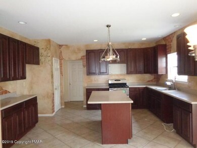 2498 Horseshoe Dr, East Stroudsburg, PA 18301 - photo 2