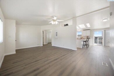 809 S Yolo St, Kennewick, WA 99336 - photo 4