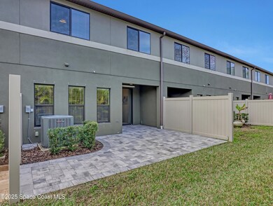 1405 Lara Cir #105 (36)