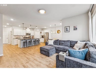 2081 Silverstone Dr, Forest Grove, OR 97116 - photo 6