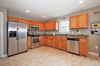 753 Bagby St, West Point, VA 23181 - photo 5