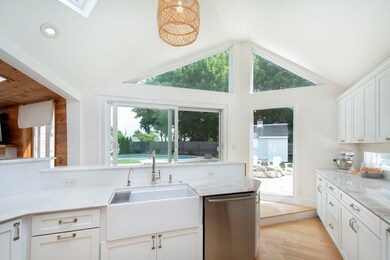 27 Bancroft Rd, Cohasset, MA 02025 - photo 2