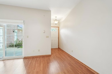 N25W24117 River Park Dr unit 2, Pewaukee, WI 53072 - photo 5